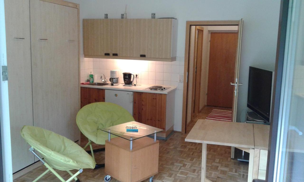 Vintage Garconiere Mit Balkon - 25 M2 Lägenhet Gmunden Exteriör bild