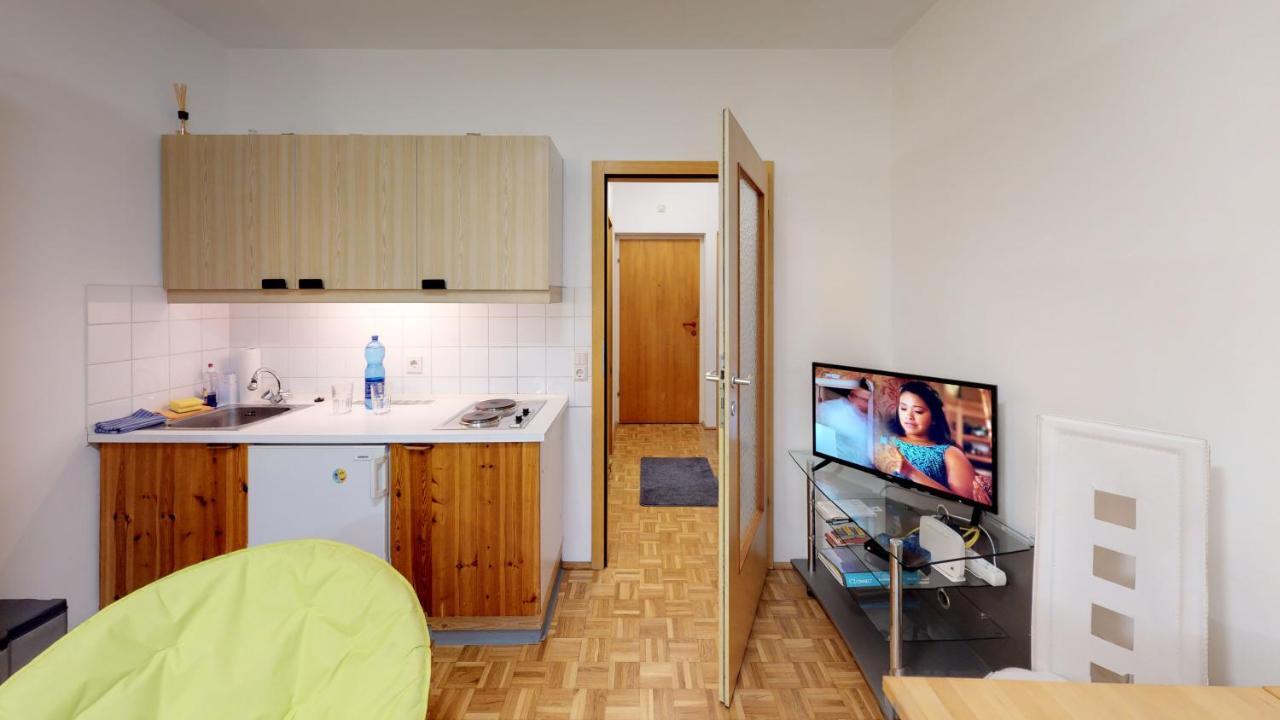 Vintage Garconiere Mit Balkon - 25 M2 Lägenhet Gmunden Exteriör bild