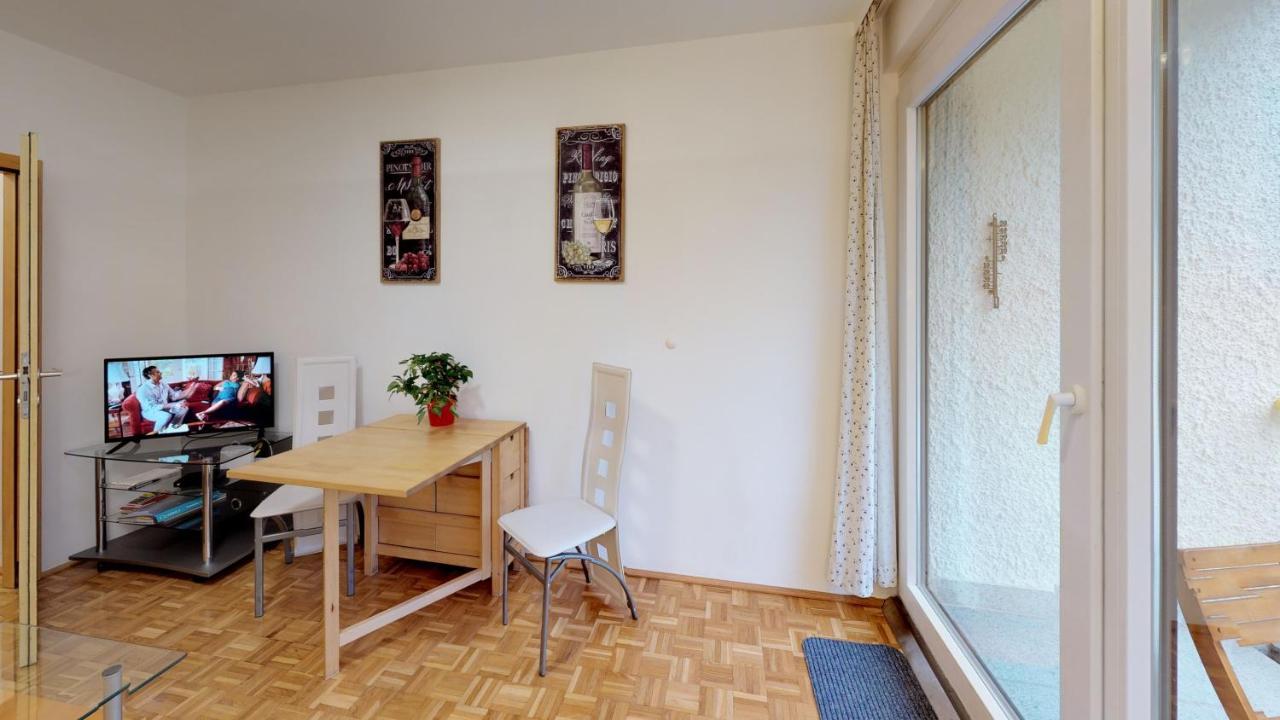 Vintage Garconiere Mit Balkon - 25 M2 Lägenhet Gmunden Exteriör bild